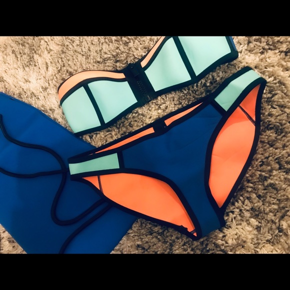 triangl swimwear Other - Triangl neoprene strapless bikini!